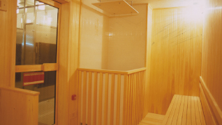 ゴールドジムイースト東京　サウナ