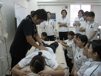 上原健志　スポーツマッサージ